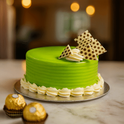 Pistachio Flavor Decoration with Chocolate